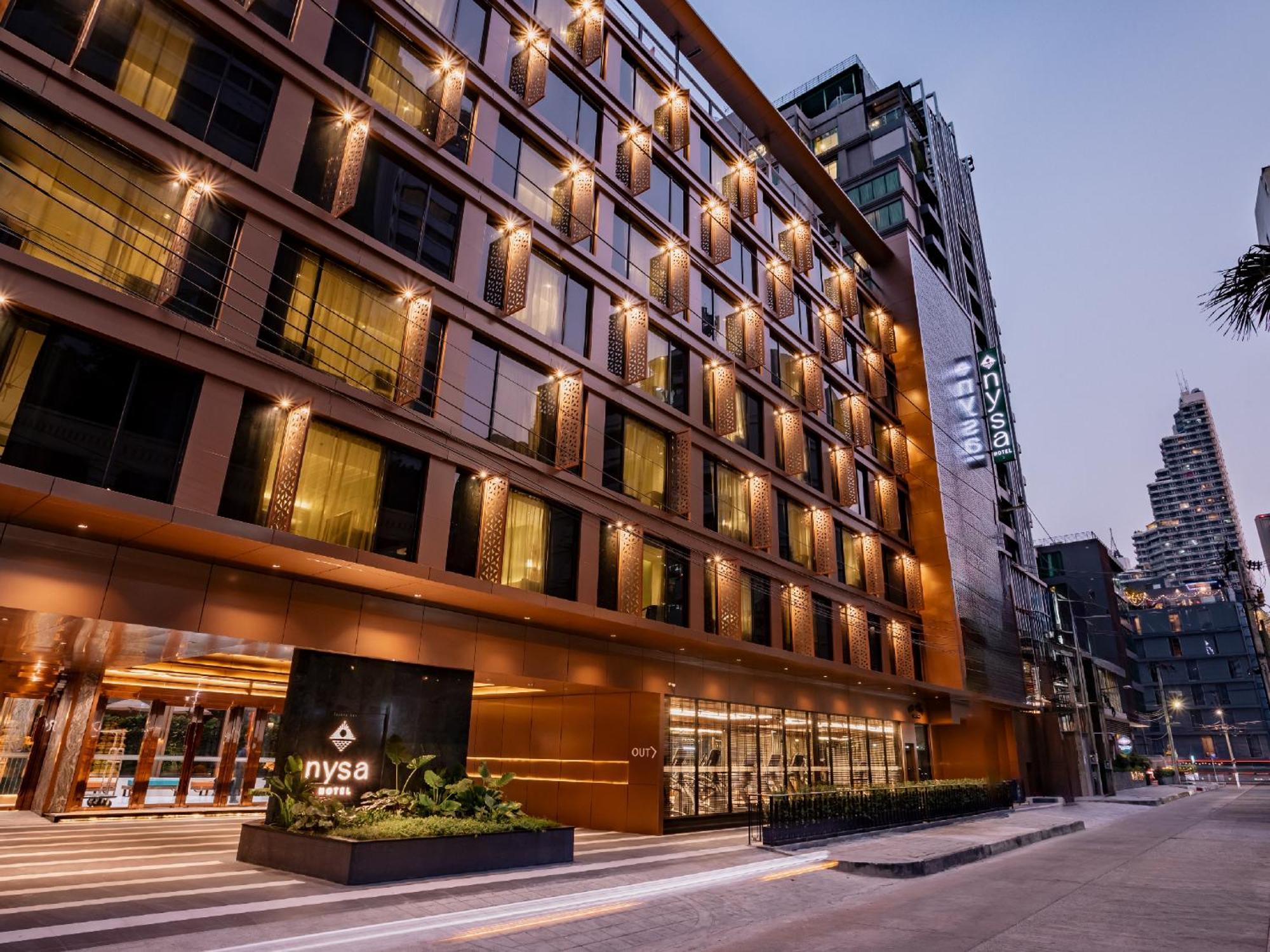 Nysa Hotel Bangkok Sukhumvit 11 Kültér fotó The hotel in 2016