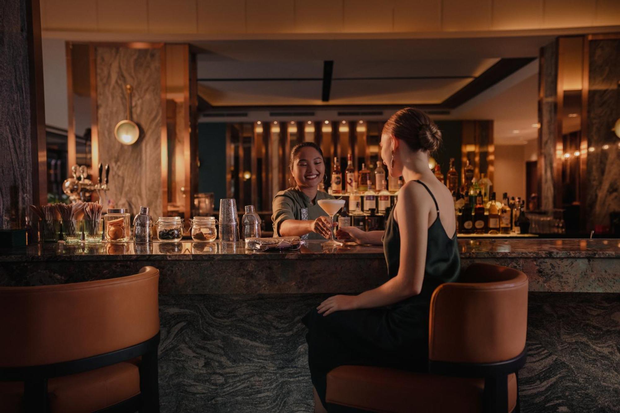 Nysa Hotel Bangkok Sukhumvit 11 Kültér fotó The Bar