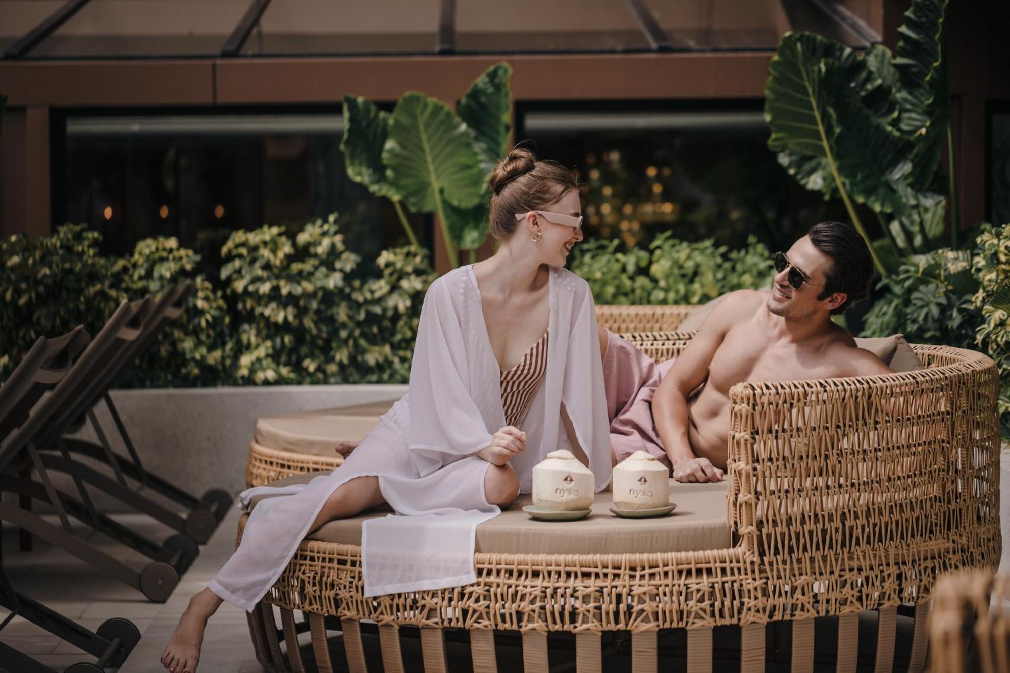 Nysa Hotel Bangkok Sukhumvit 11 Kültér fotó The Spa at The Standard East Village