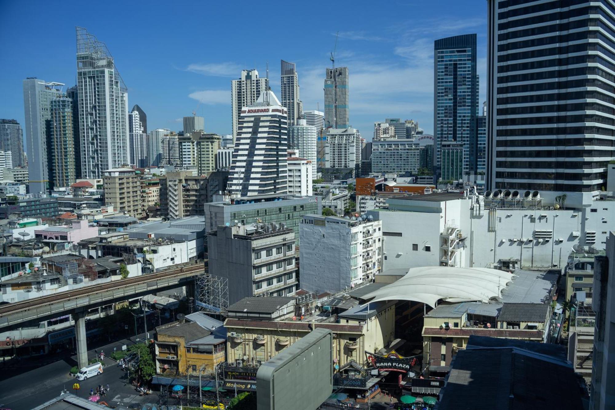Nysa Hotel Bangkok Sukhumvit 11 Kültér fotó San Diego skyline